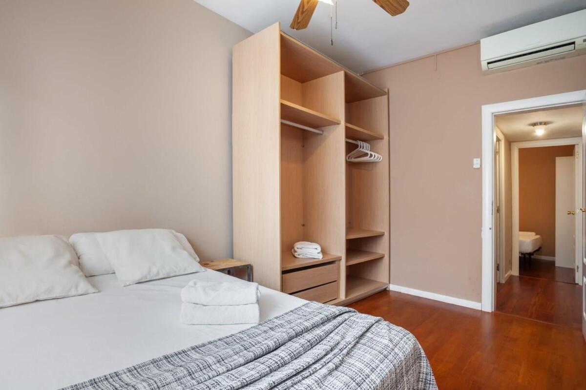Next To Sagrada Familia 4-Bedroom Apartment برشلونة المظهر الخارجي الصورة
