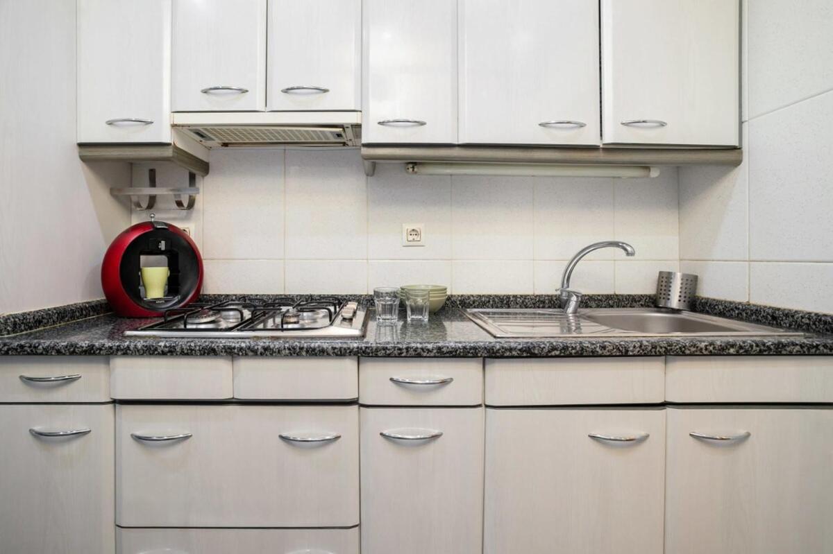 Next To Sagrada Familia 4-Bedroom Apartment برشلونة المظهر الخارجي الصورة